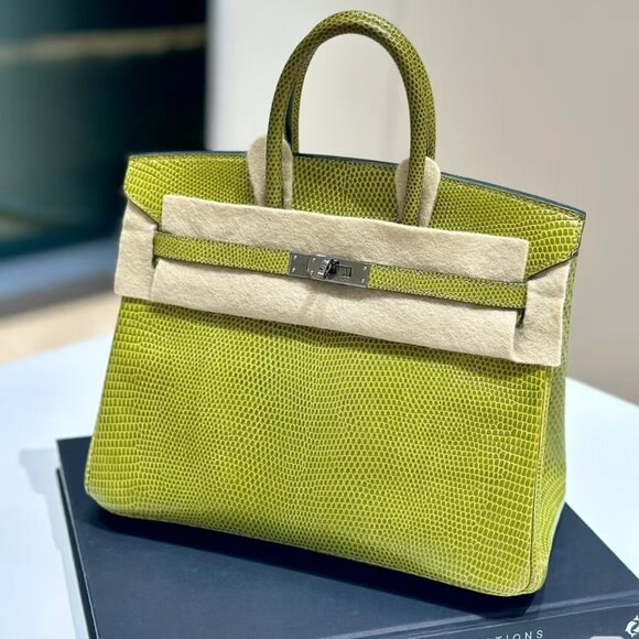 Hermes Handbags - Classic Hermes Bag: A Stylish and Versatile Choice for Elegance